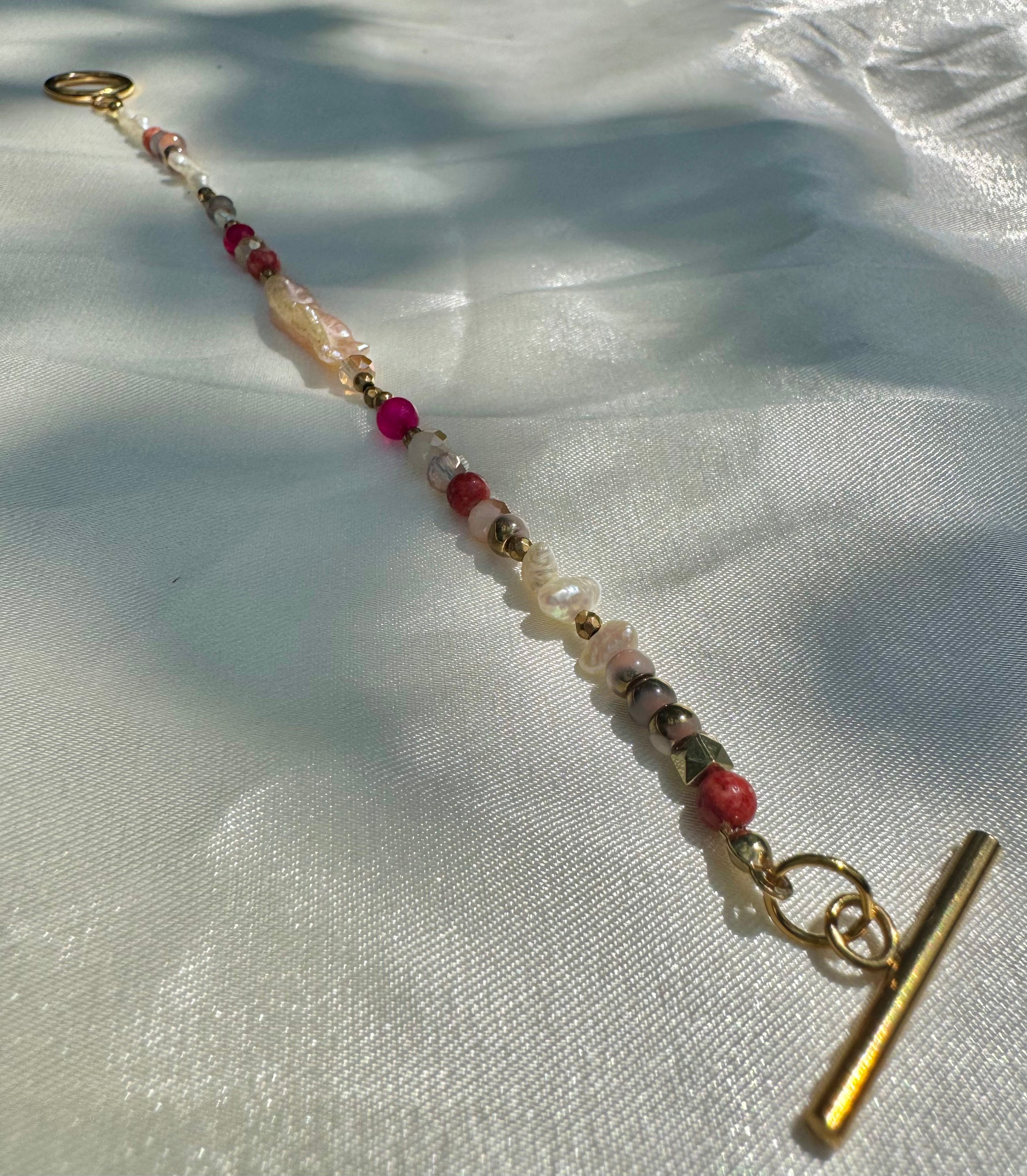Pink & Pearl Toggle Bracelet