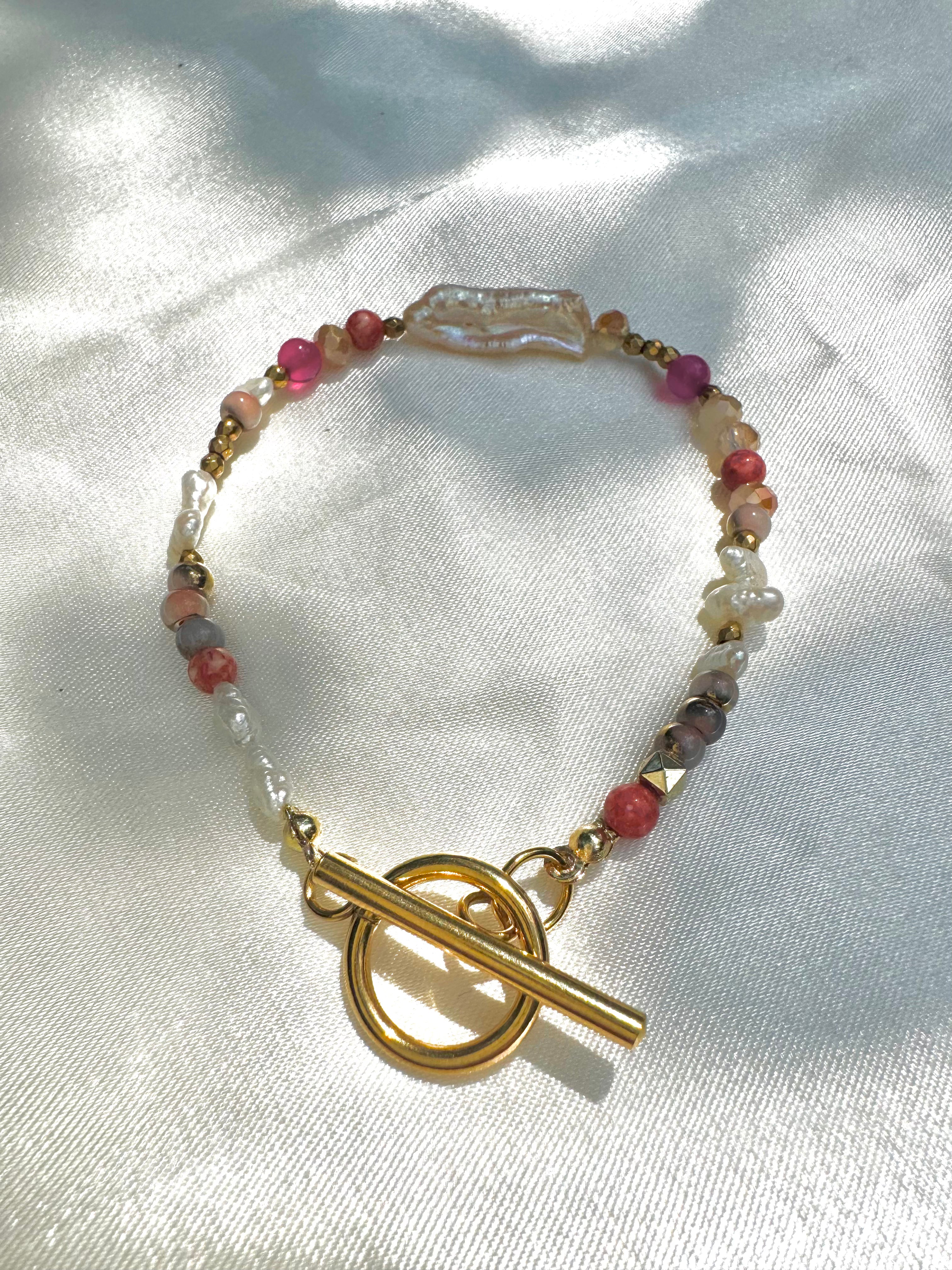 Pink & Pearl Toggle Bracelet